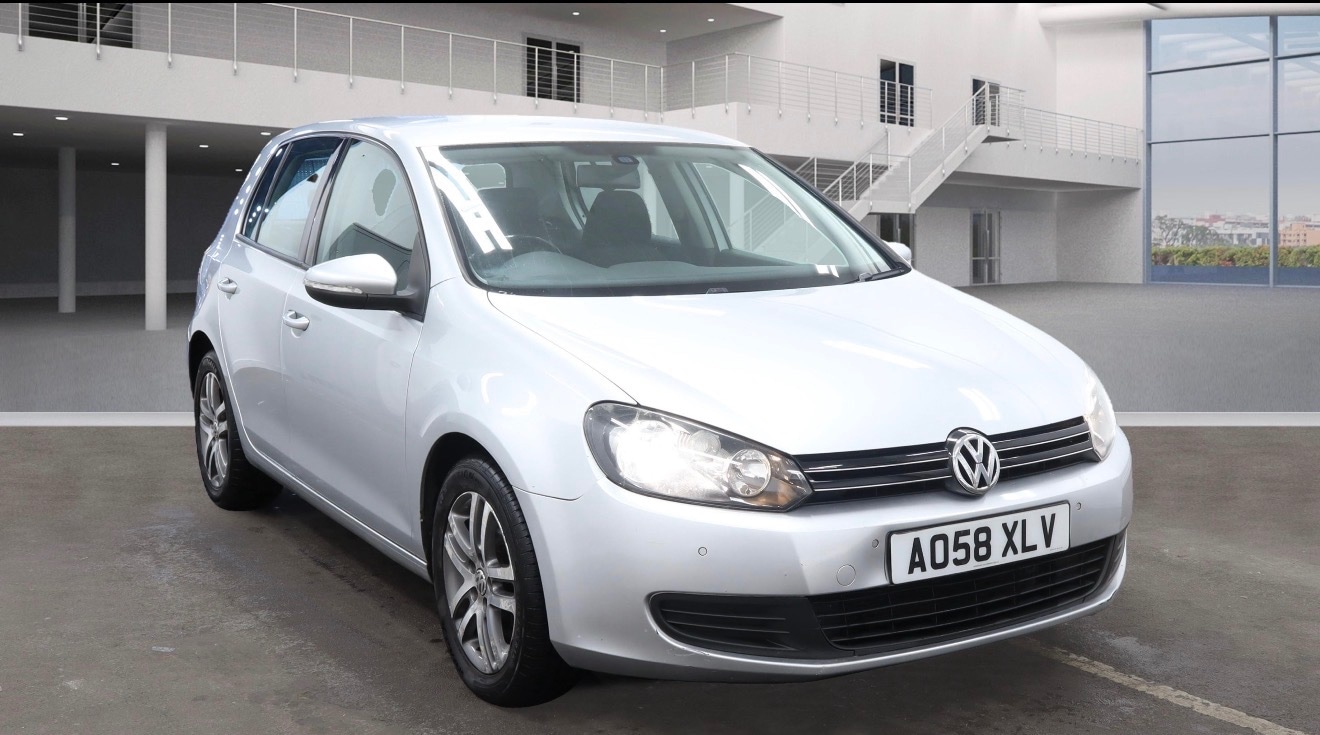 Used Volkswagen Golf 2009 for sale - 76560243: Photo 2