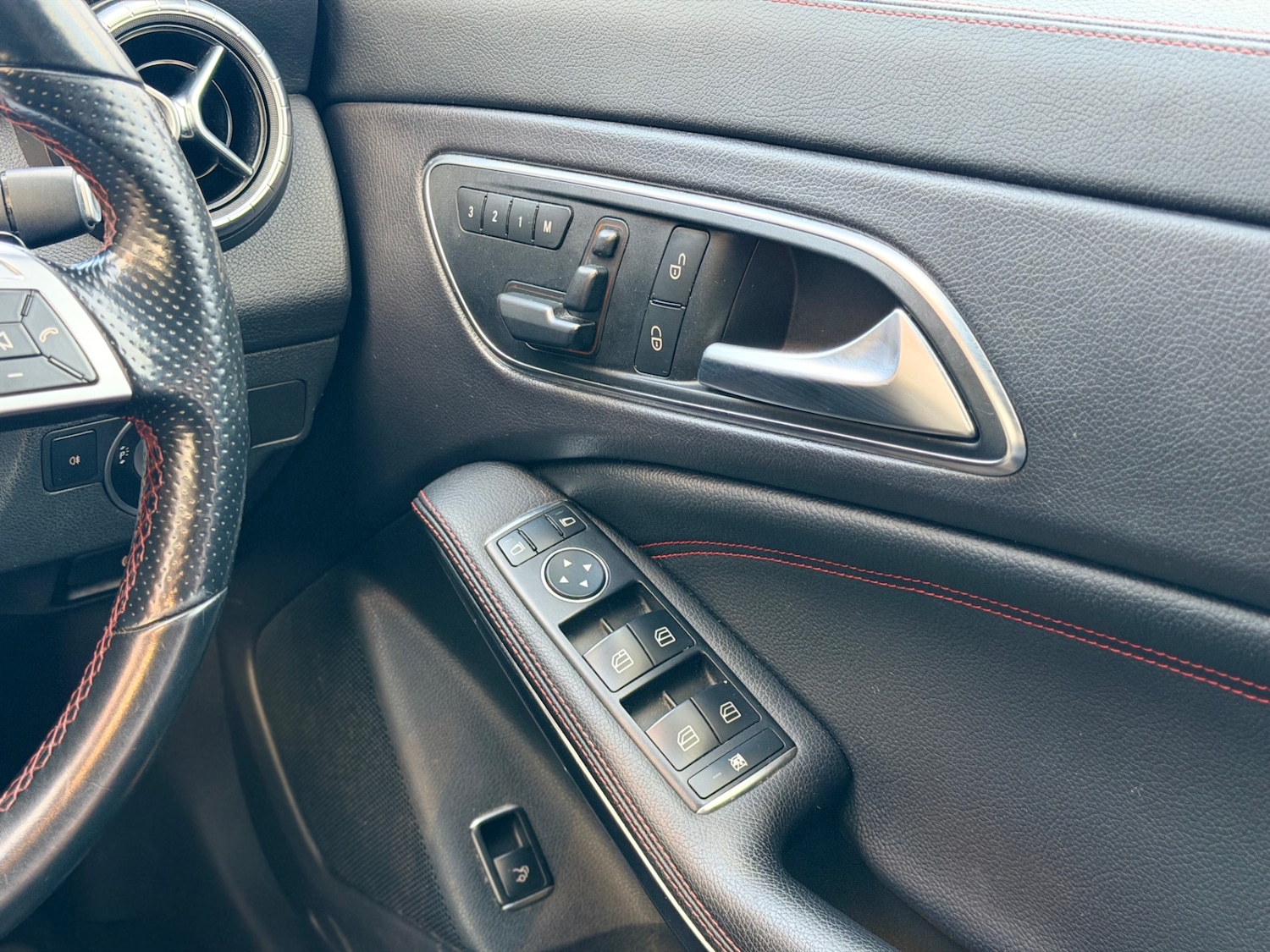 Used Mercedes-Benz CLA 2014 for sale - 77021747: Photo 35