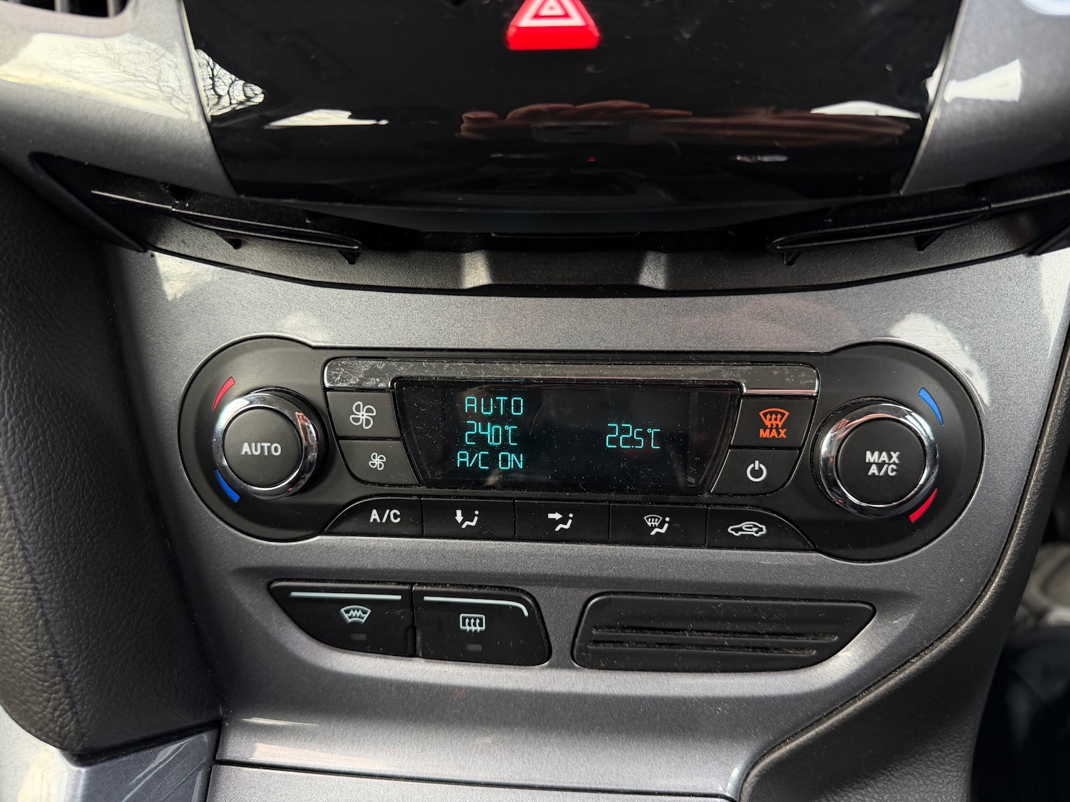 Used Ford Focus 2014 for sale - 77466111: Photo 28