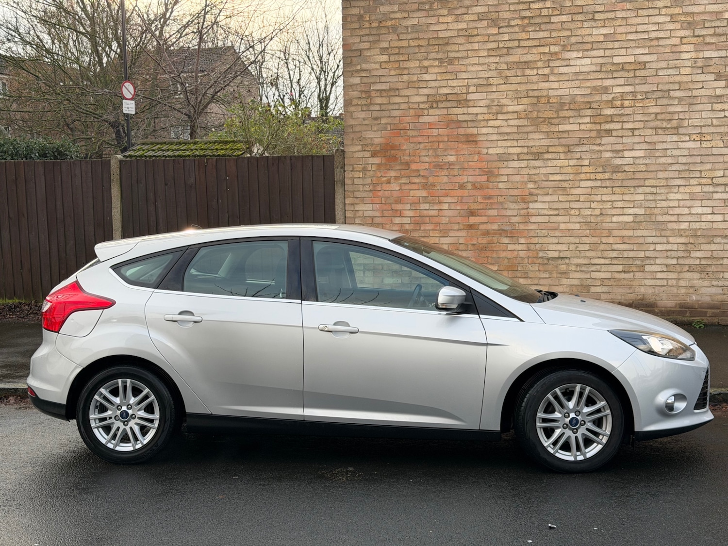Used Ford Focus 2014 for sale - 77466111: Photo 5