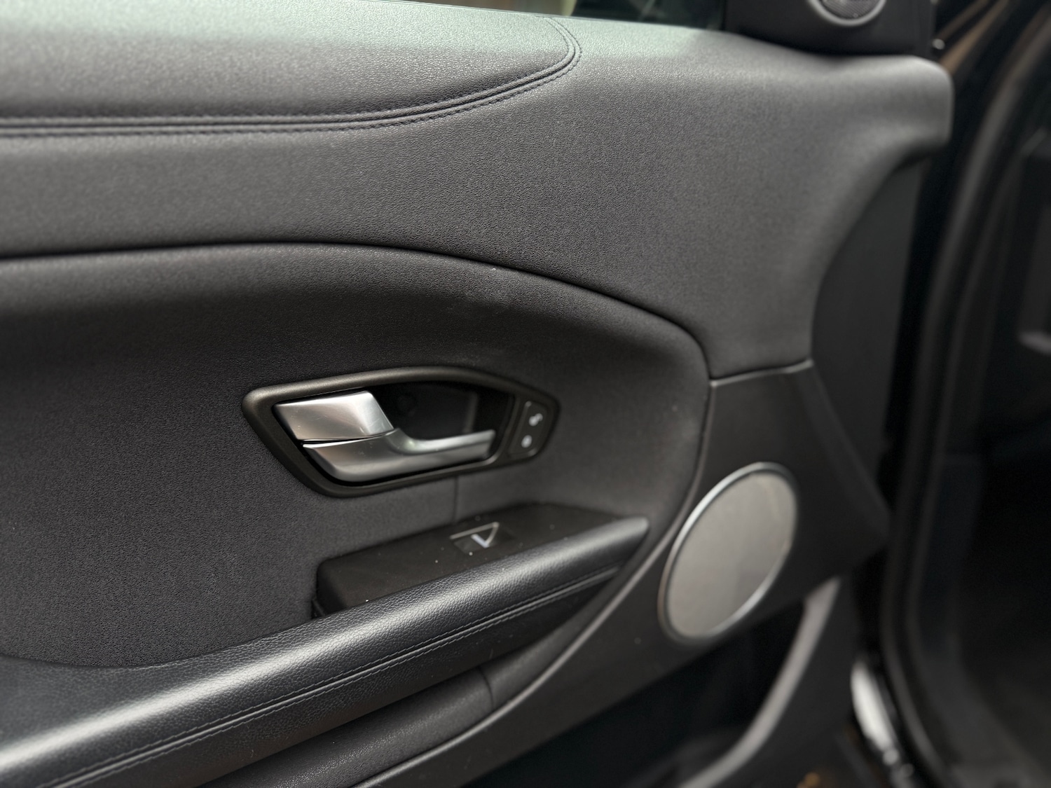 Used Land Rover Range Rover Evoque 2017 for sale - 76225496: Photo 38