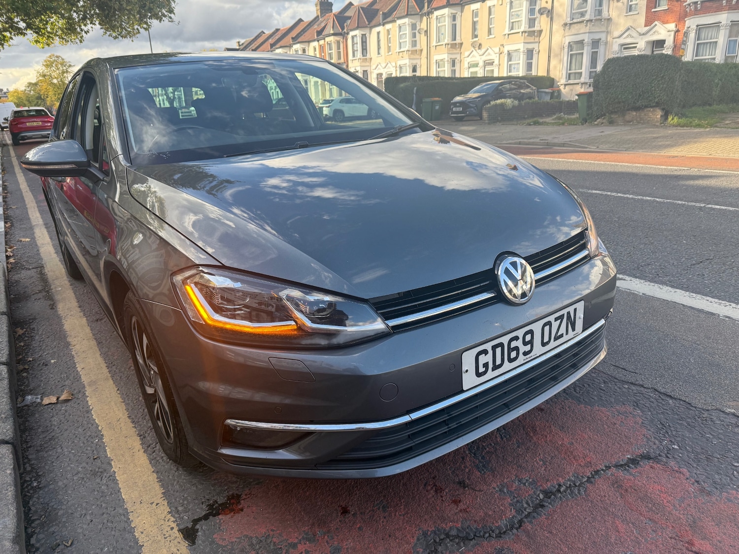 Used Volkswagen Golf 2020 for sale - 76343963: Photo 2