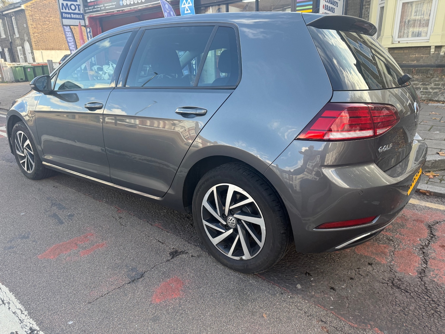 Used Volkswagen Golf 2020 for sale - 76343963: Photo 3