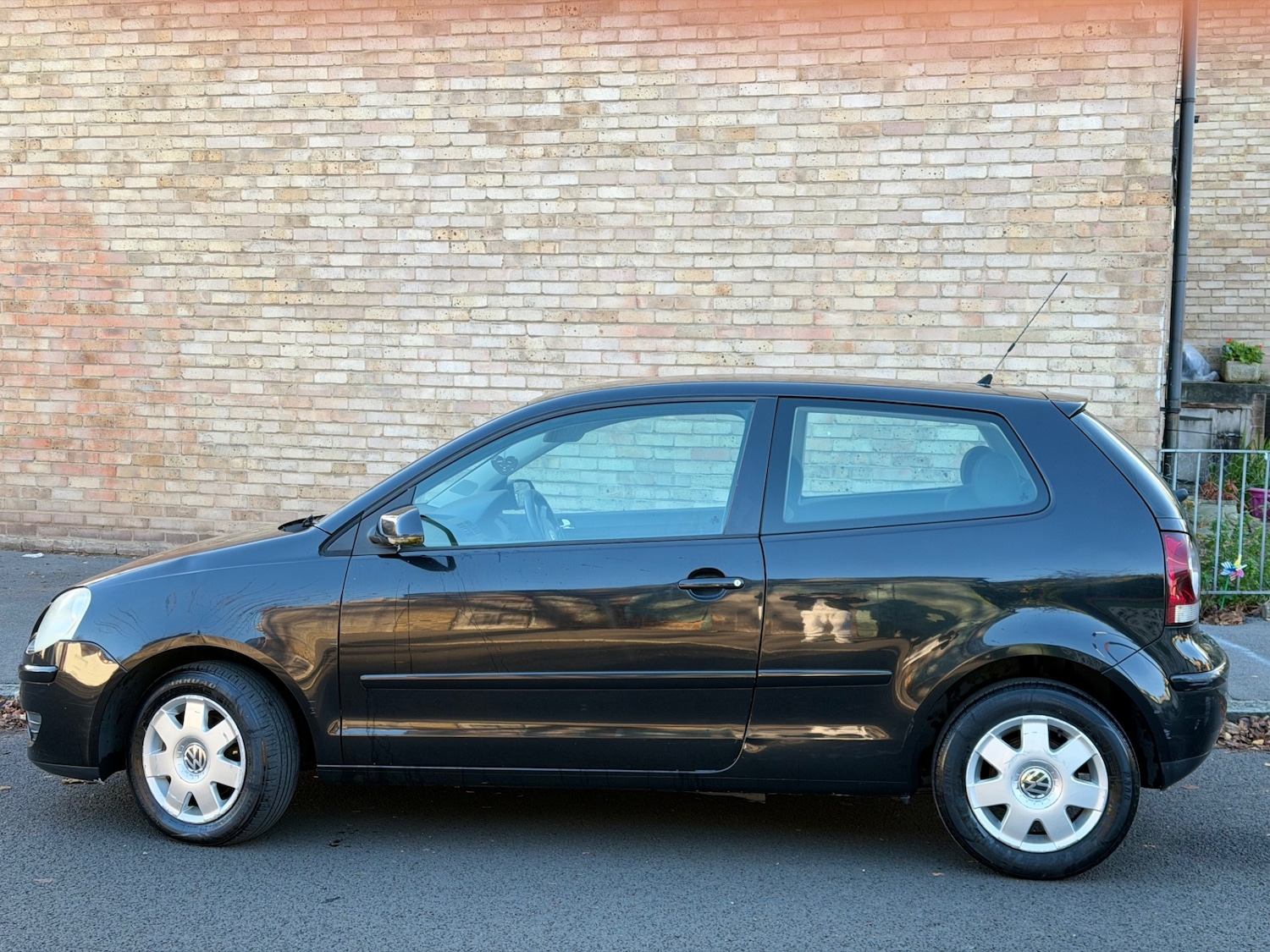 Used Volkswagen Polo 2005 for sale - 76704285: Photo 14