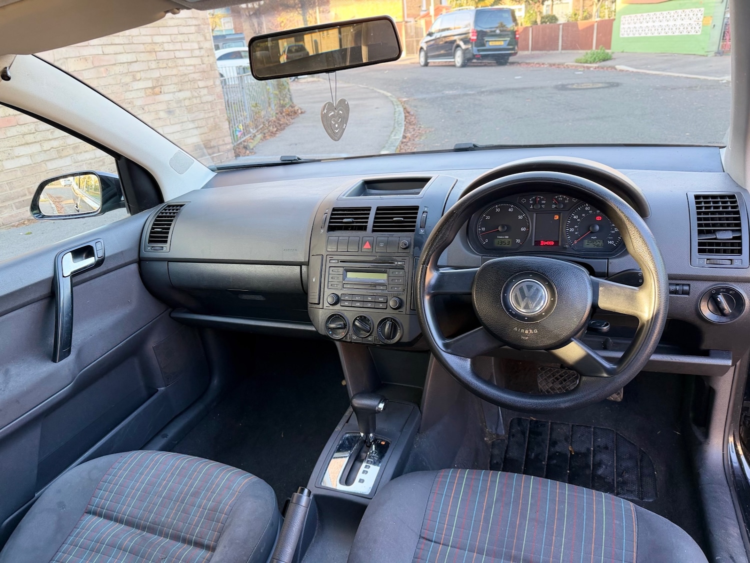 Used Volkswagen Polo 2005 for sale - 76704285: Photo 19