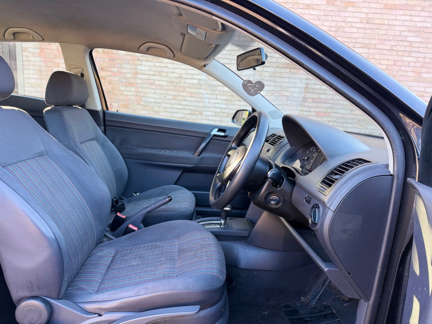 Used Volkswagen Polo 2005 for sale - 76704285: Photo 23