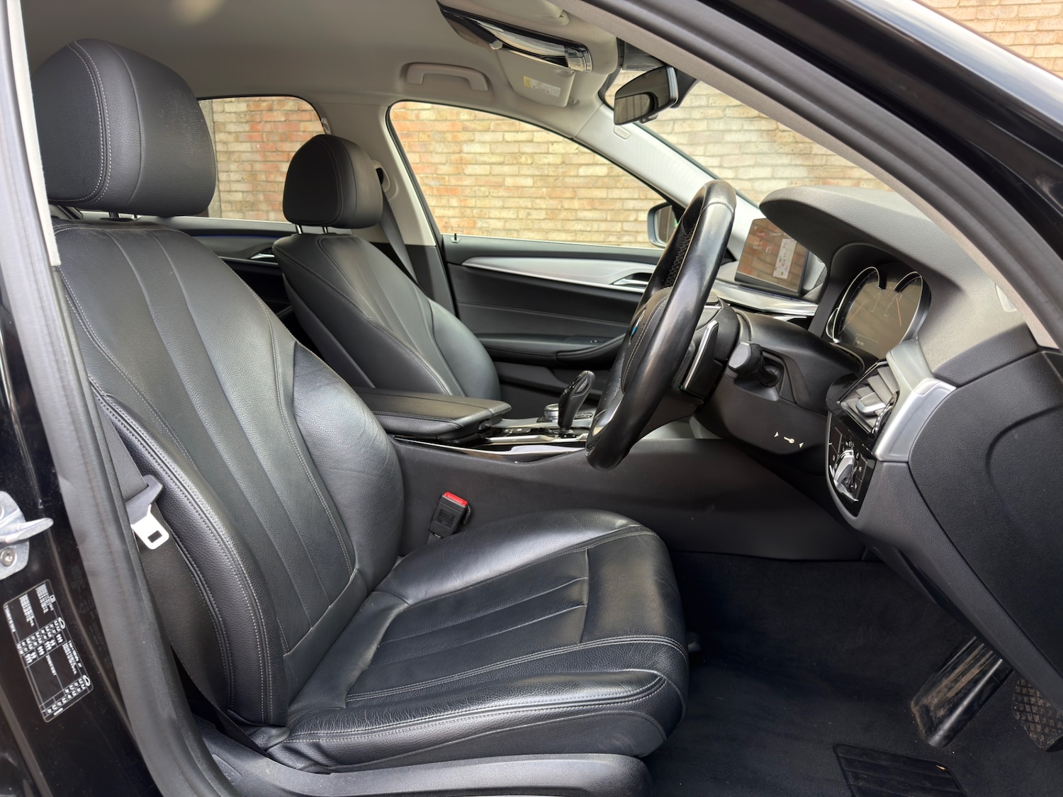 Used BMW 5 Series 2017 for sale - 78170054: Photo 31