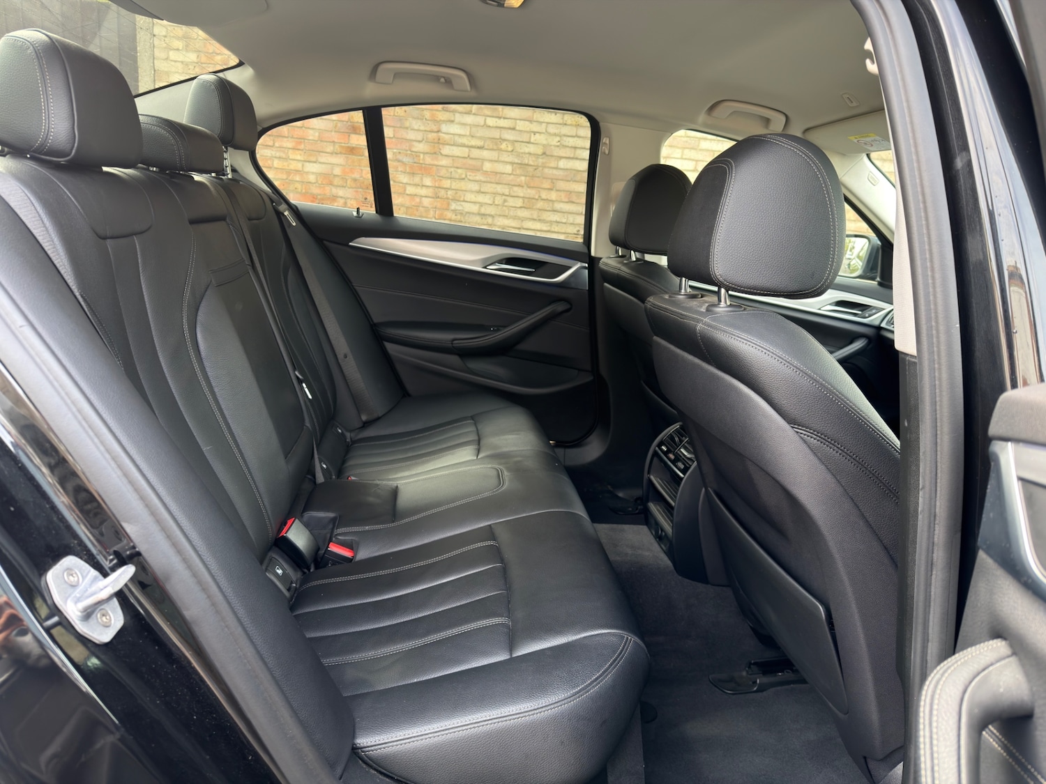 Used BMW 5 Series 2017 for sale - 78170054: Photo 32