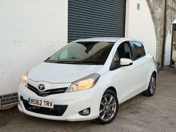 Used Toyota Yaris 2012 for sale - 79759407: Photo