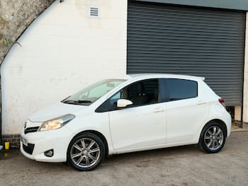 Used Toyota Yaris 2012 for sale - 79759407: Photo