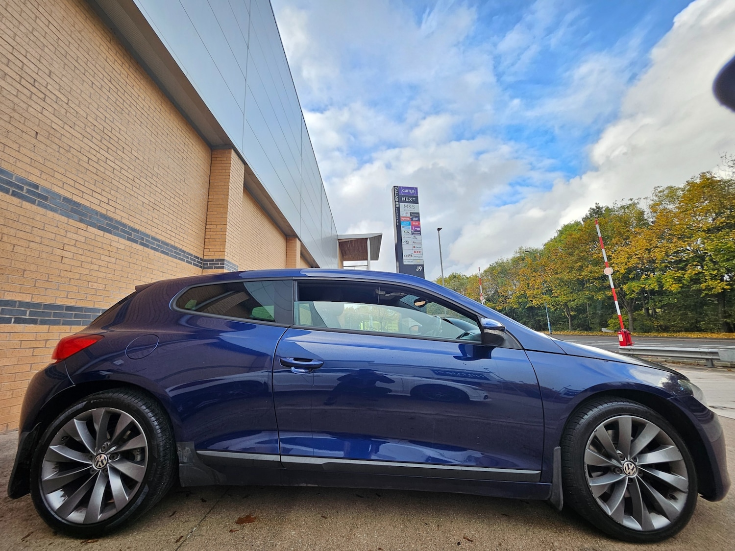 Used Volkswagen Scirocco 2009 for sale - 76329751: Photo 10