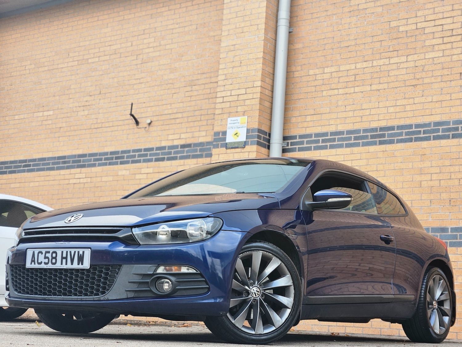 Used Volkswagen Scirocco 2009 for sale - 76329751: Photo 4