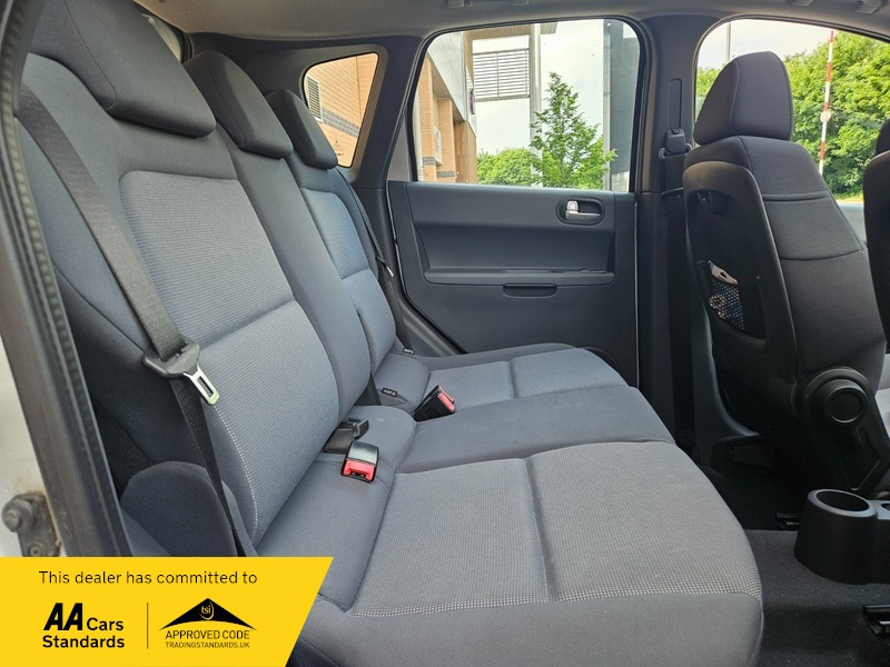 Used Mitsubishi Colt 2004 for sale - 76490965: Photo 17