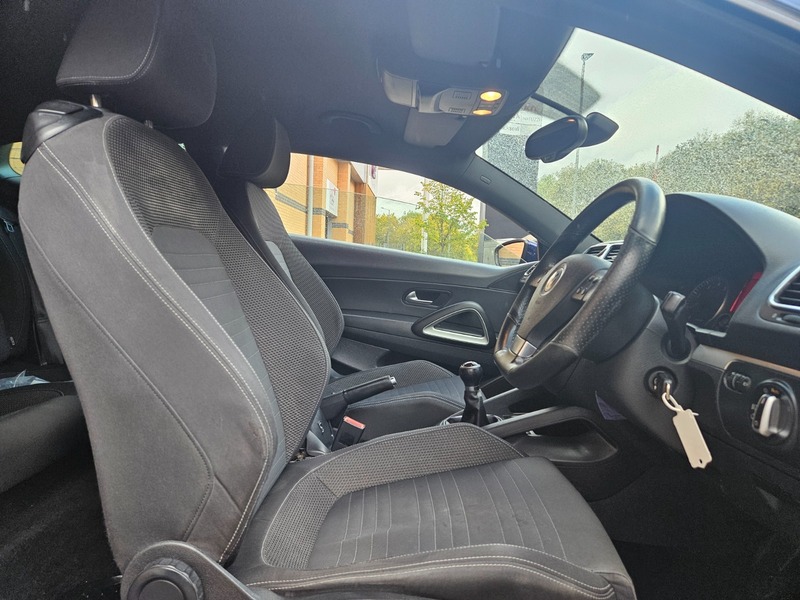 Used Volkswagen Scirocco 2009 for sale - 76490963: Photo 15