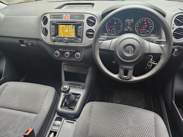 Used Volkswagen Tiguan 2010 for sale - 76220364: Photo 12