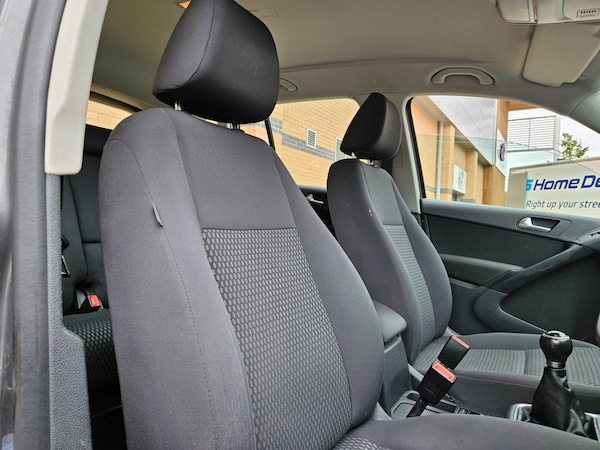 Used Volkswagen Tiguan 2010 for sale - 76220364: Photo 14