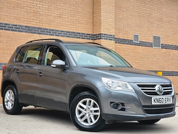 Used Volkswagen Tiguan 2010 for sale - 76220364: Photo 2