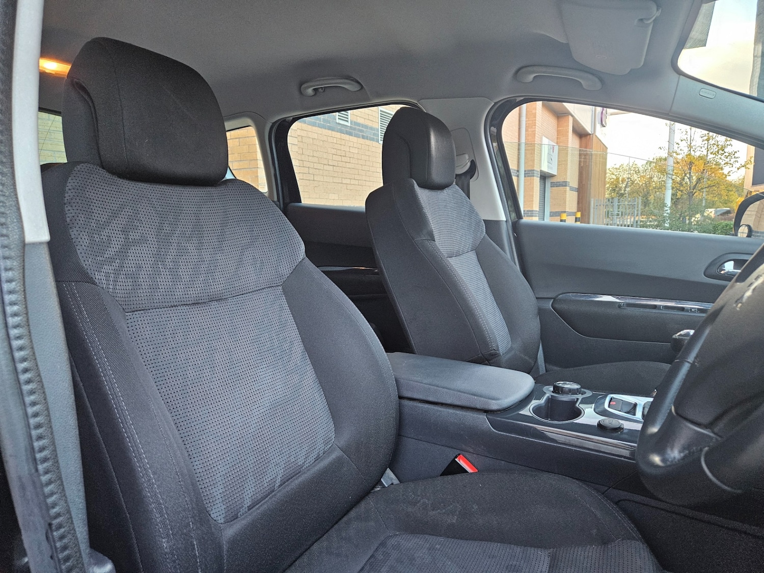 Used Peugeot 3008 2011 for sale - 76399388: Photo 15