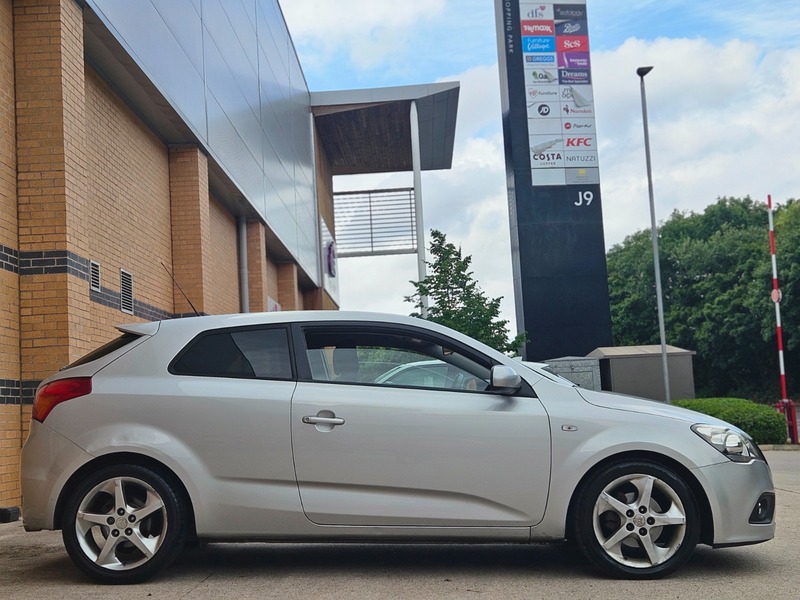 Used Kia Pro Ceed 2011 for sale - 76510422: Photo 11