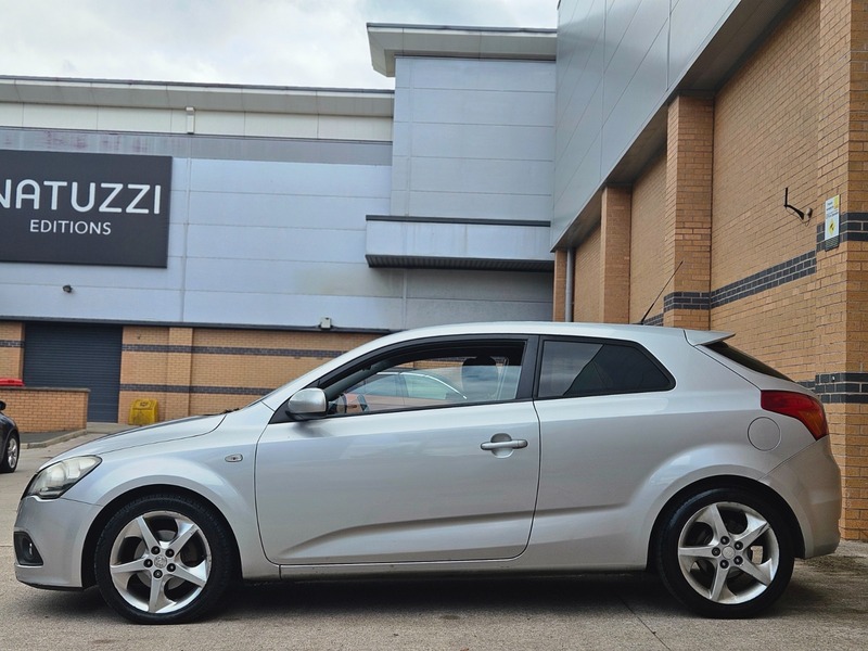 Used Kia Pro Ceed 2011 for sale - 76510422: Photo 13