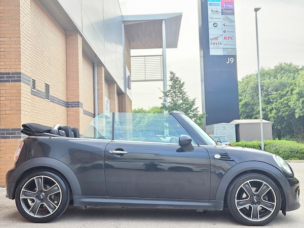 Used MINI Convertible 2011 for sale - 75543601: Photo 12