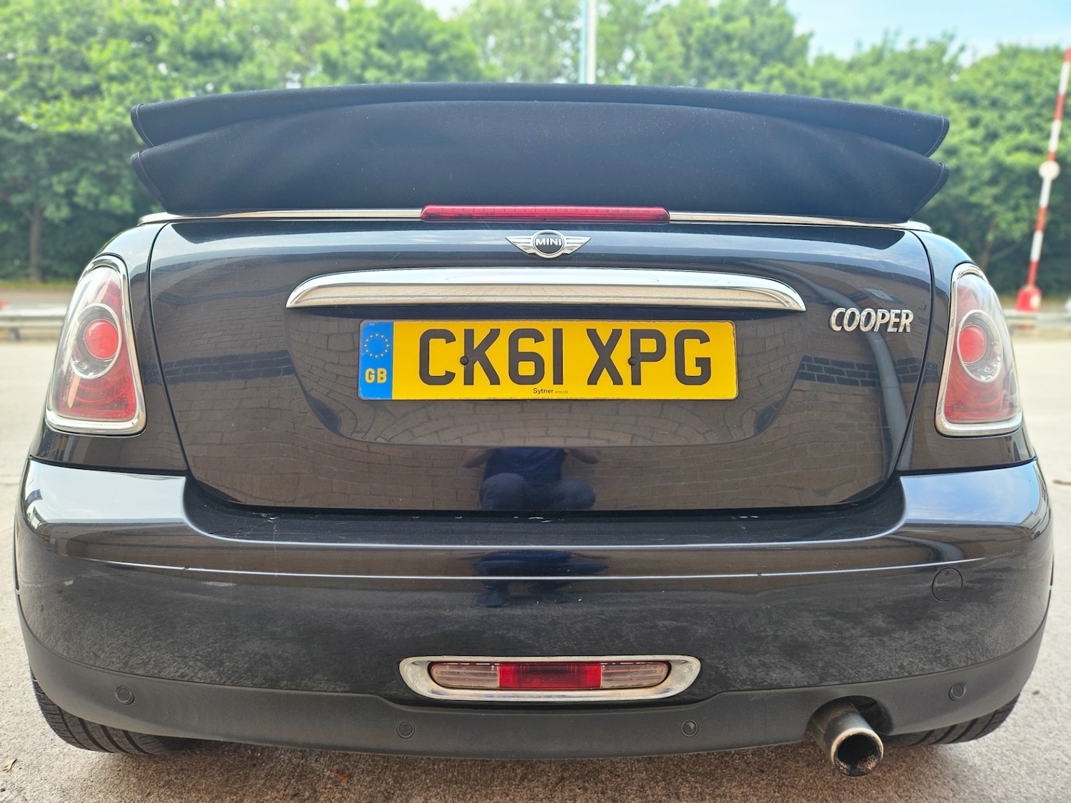 Vehicle 14