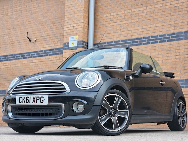 Used MINI Convertible 2011 for sale - 75543601: Photo 5