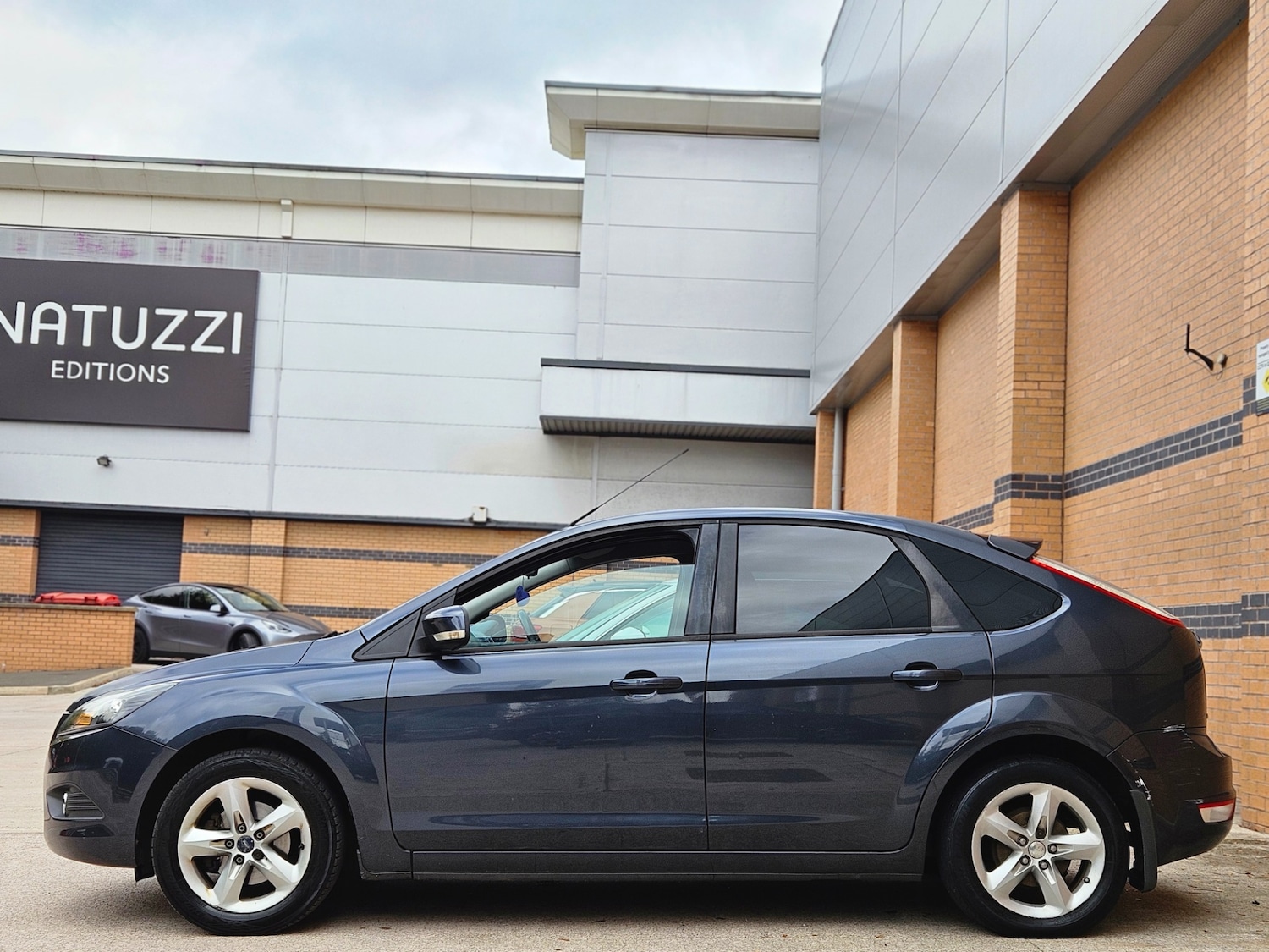 Used Ford Focus 2009 for sale - 76163617: Photo 10