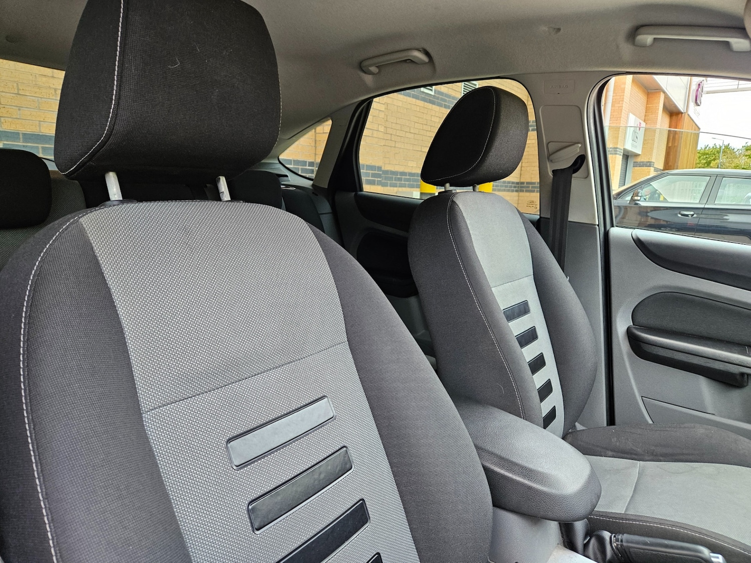 Used Ford Focus 2009 for sale - 76163617: Photo 15