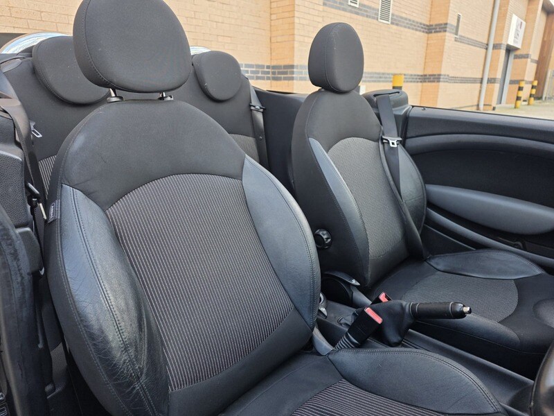 Used MINI Convertible 2010 for sale - 77880777: Photo 13