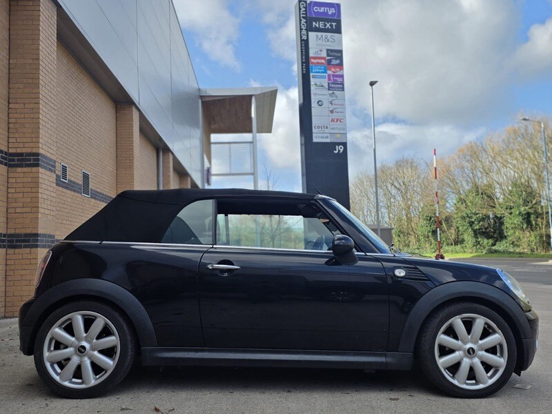 Used MINI Convertible 2010 for sale - 77880777: Photo 9