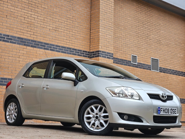 Used Toyota Auris 2008 for sale - 76264441: Photo 2