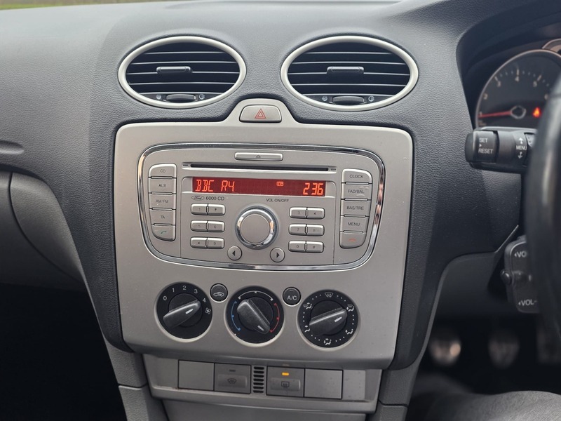 Used Ford Focus 2009 for sale - 77277041: Photo 11