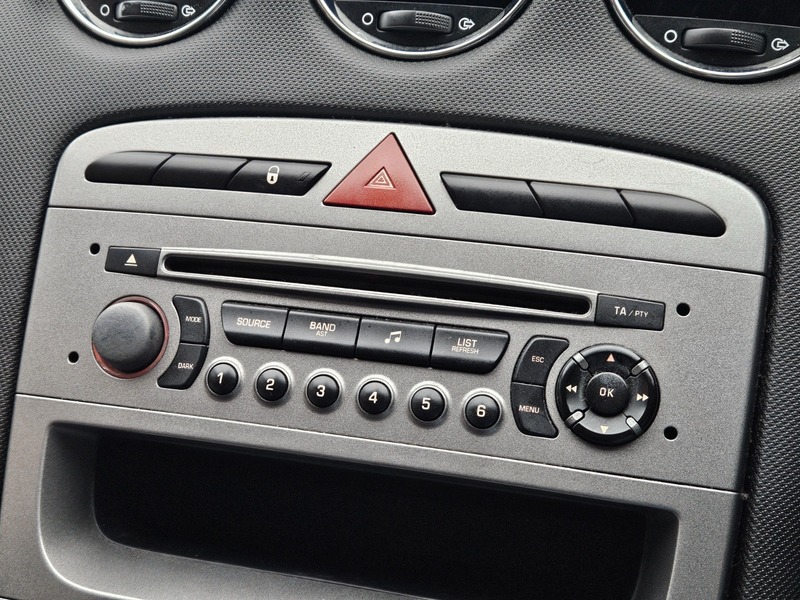 Used Peugeot 308 2008 for sale - 76884548: Photo 18