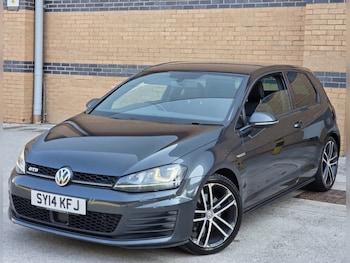 Used Volkswagen Golf 2014 for sale - 79234102: Photo