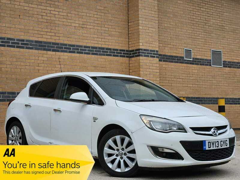 Used Vauxhall Astra 2013 for sale - 76490950: Photo 1