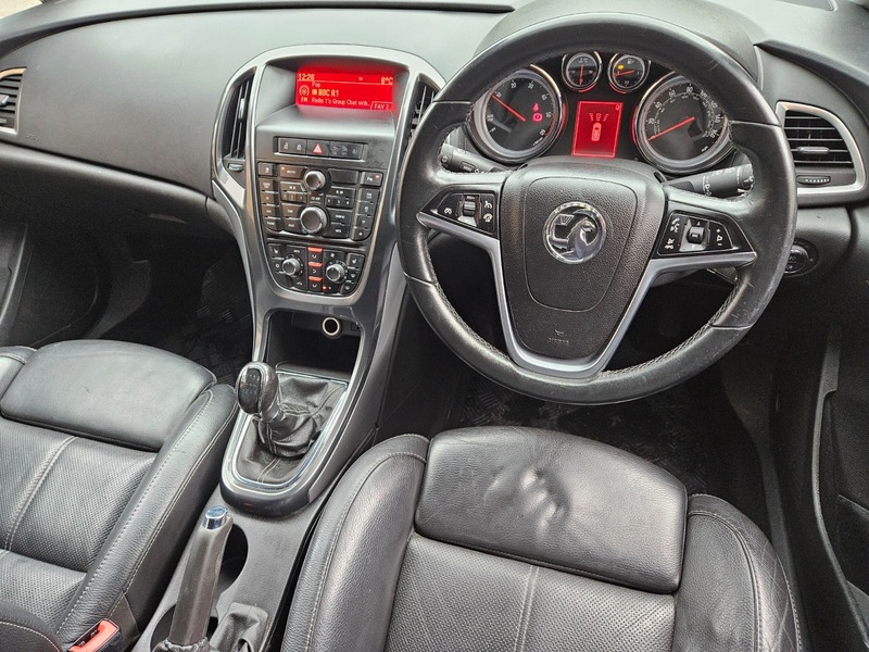 Used Vauxhall Astra 2013 for sale - 76490950: Photo 14
