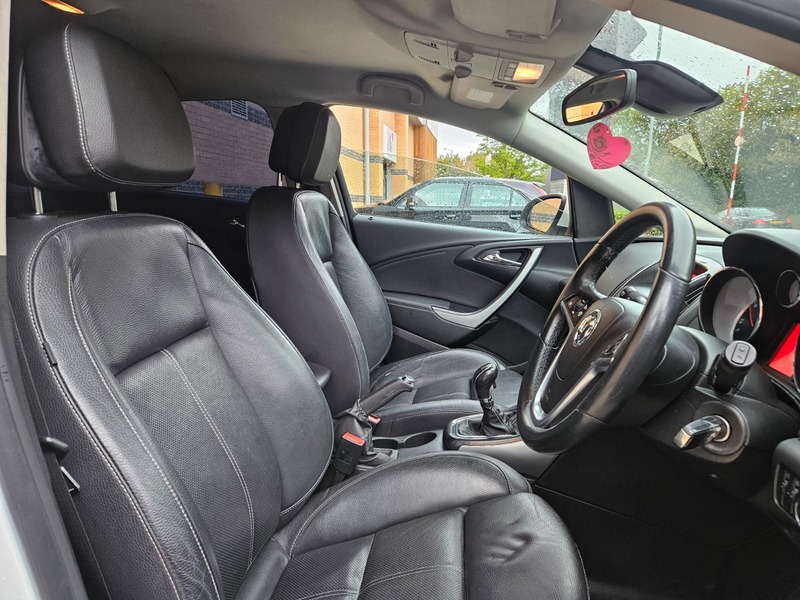 Used Vauxhall Astra 2013 for sale - 76490950: Photo 16