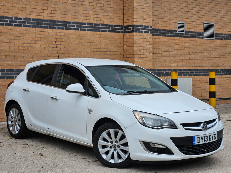 Used Vauxhall Astra 2013 for sale - 76490950: Photo 3