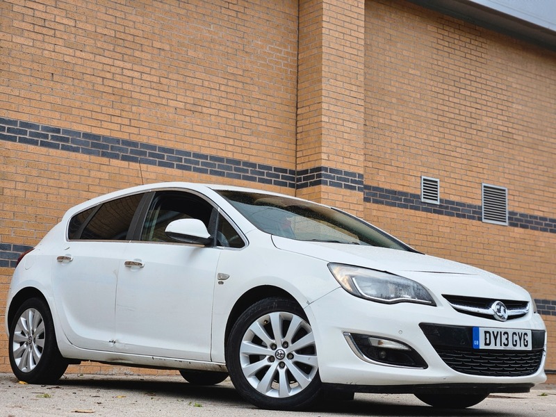 Used Vauxhall Astra 2013 for sale - 76490950: Photo 4