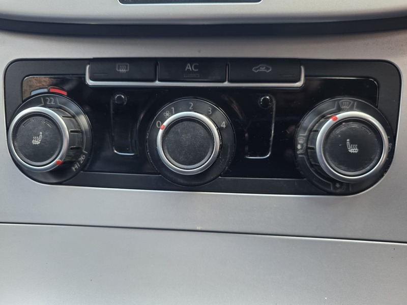 Used Volkswagen Passat 2010 for sale - 78069631: Photo 11