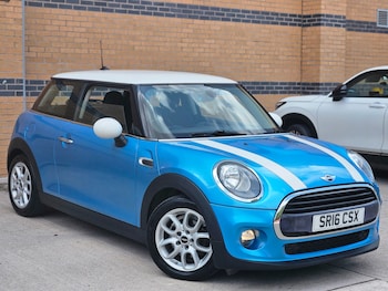 Used MINI Hatch 2016 for sale - 75543600: Photo