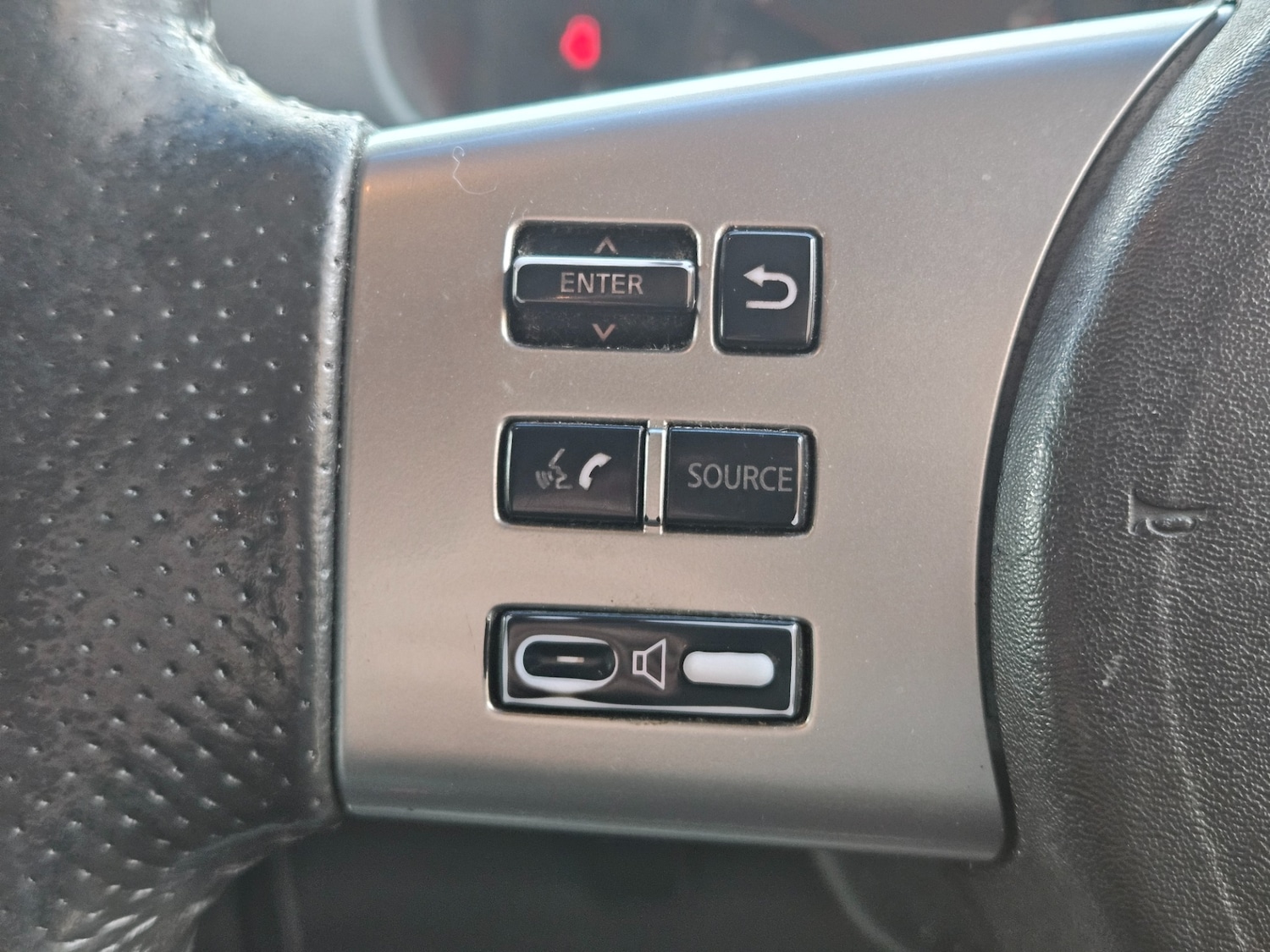 Used Nissan Navara 2015 for sale - 76404474: Photo 22