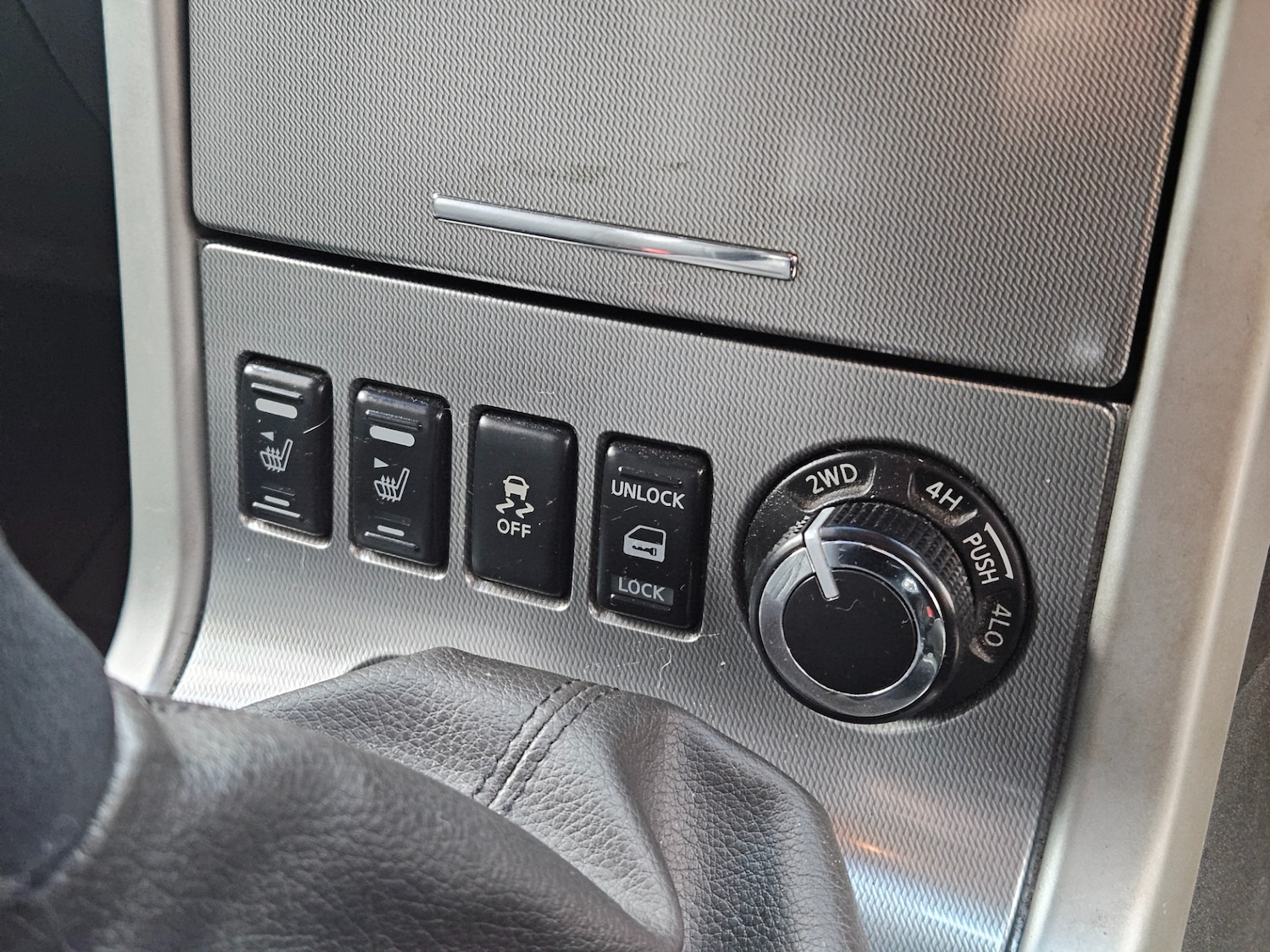 Used Nissan Navara 2015 for sale - 76404474: Photo 23