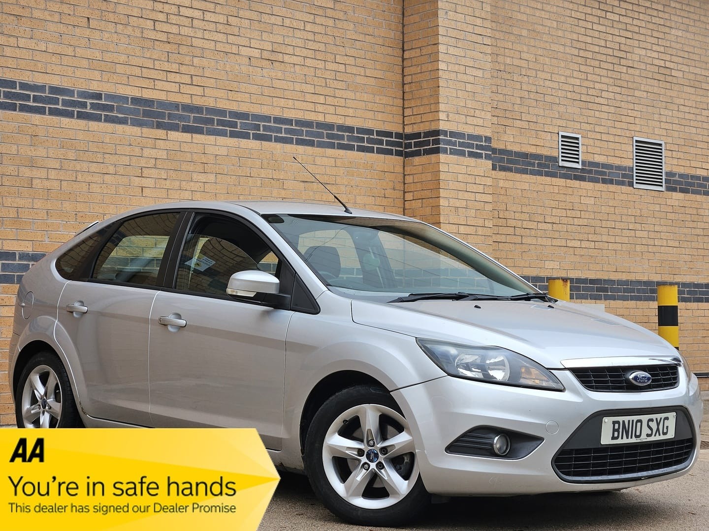 Used Ford Focus 2010 for sale - 76268846: Photo 1