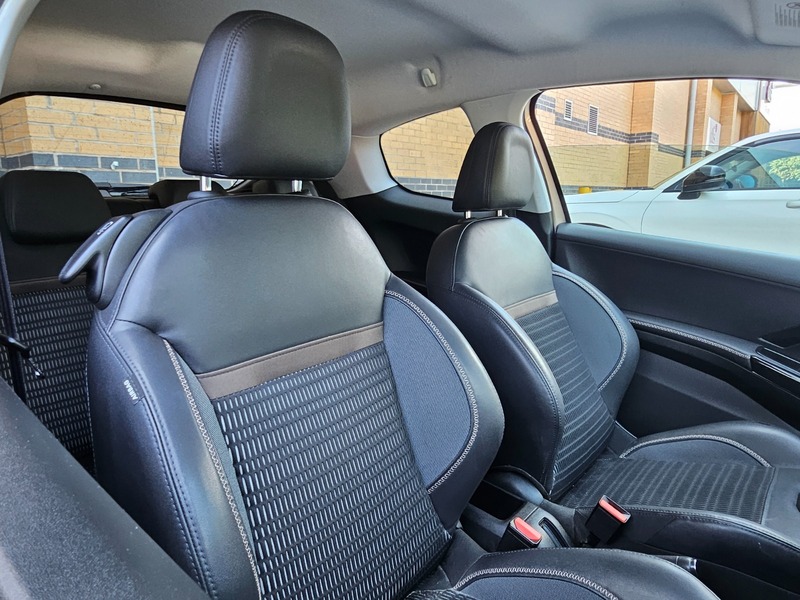Used Peugeot 208 2014 for sale - 76490966: Photo 16