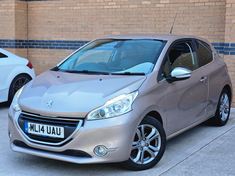 Used Peugeot 208 2014 for sale - 76490966: Photo 8