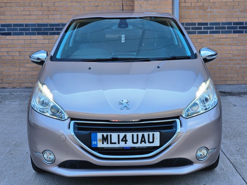 Used Peugeot 208 2014 for sale - 76490966: Photo 9