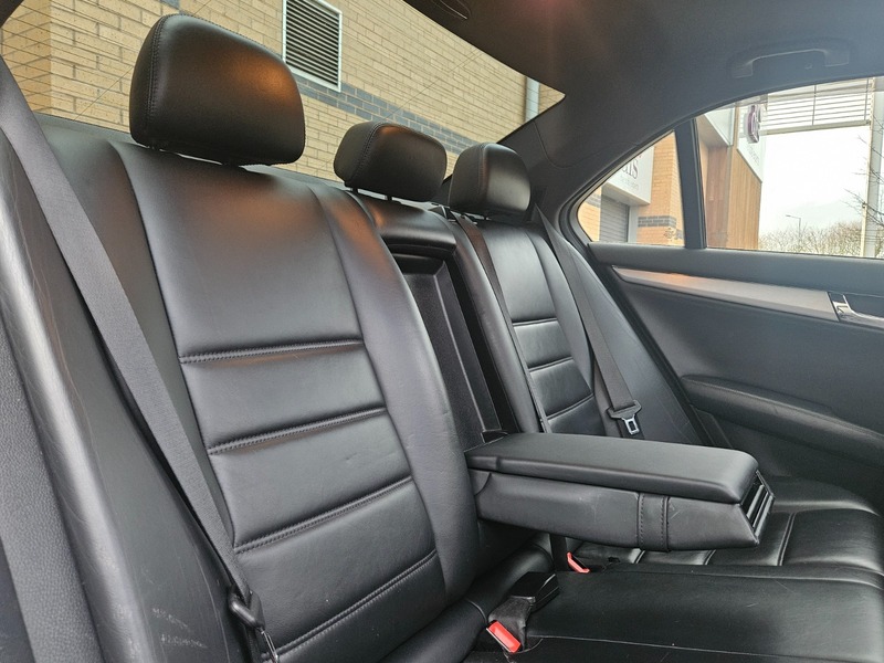 Used Mercedes-Benz C Class 2010 for sale - 77766077: Photo 20