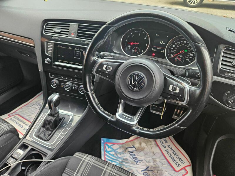 Used Volkswagen Golf 2015 for sale - 77228020: Photo 12